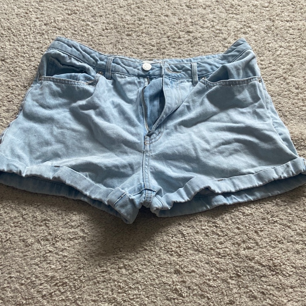 Forever 21 light washed Jean shorts